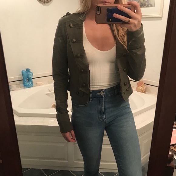 Green jacket - Picture 2 of 2